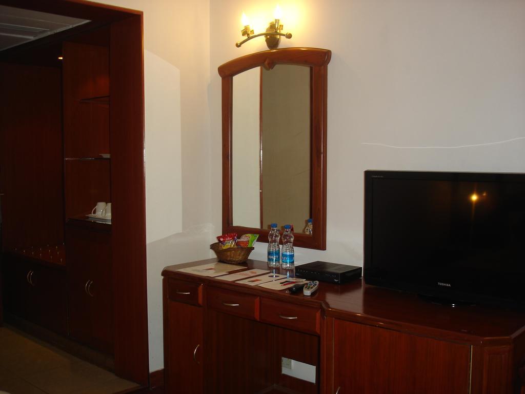 J'S Inn Yeni Delhi Dış mekan fotoğraf