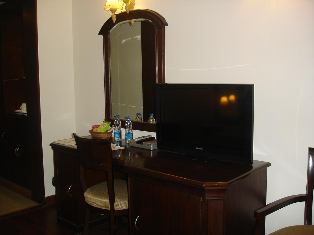 J'S Inn Yeni Delhi Dış mekan fotoğraf